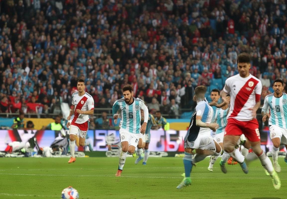 阿根廷vs秘鲁：世界杯预选赛心理战与战术对决深度解析(图2)